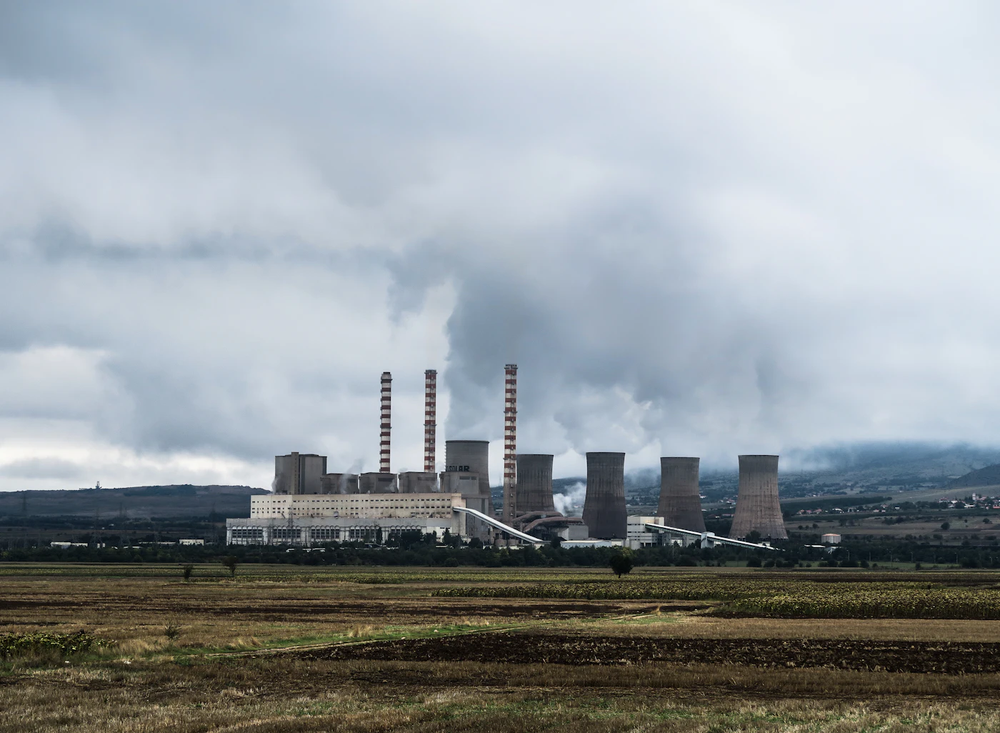 Industrielle Anlagen- und Kraftwerksinfrastruktur